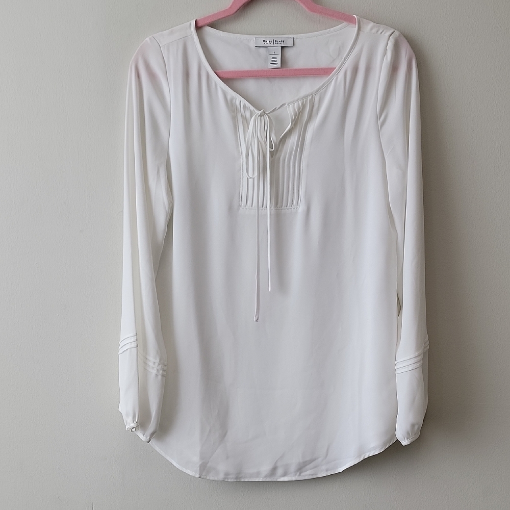 White House Black Market White Blouse with Tie Accent